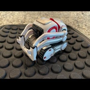 Like New!! Anki Cozmo Robot with case